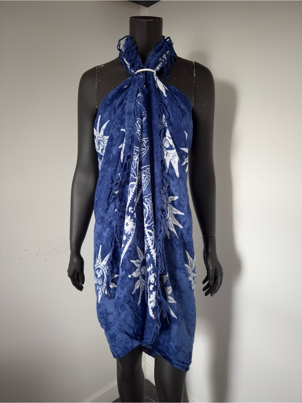 213. Blue Sun Motif Beach Sarong Wrap 68X43.5 - Picture 3 of 7